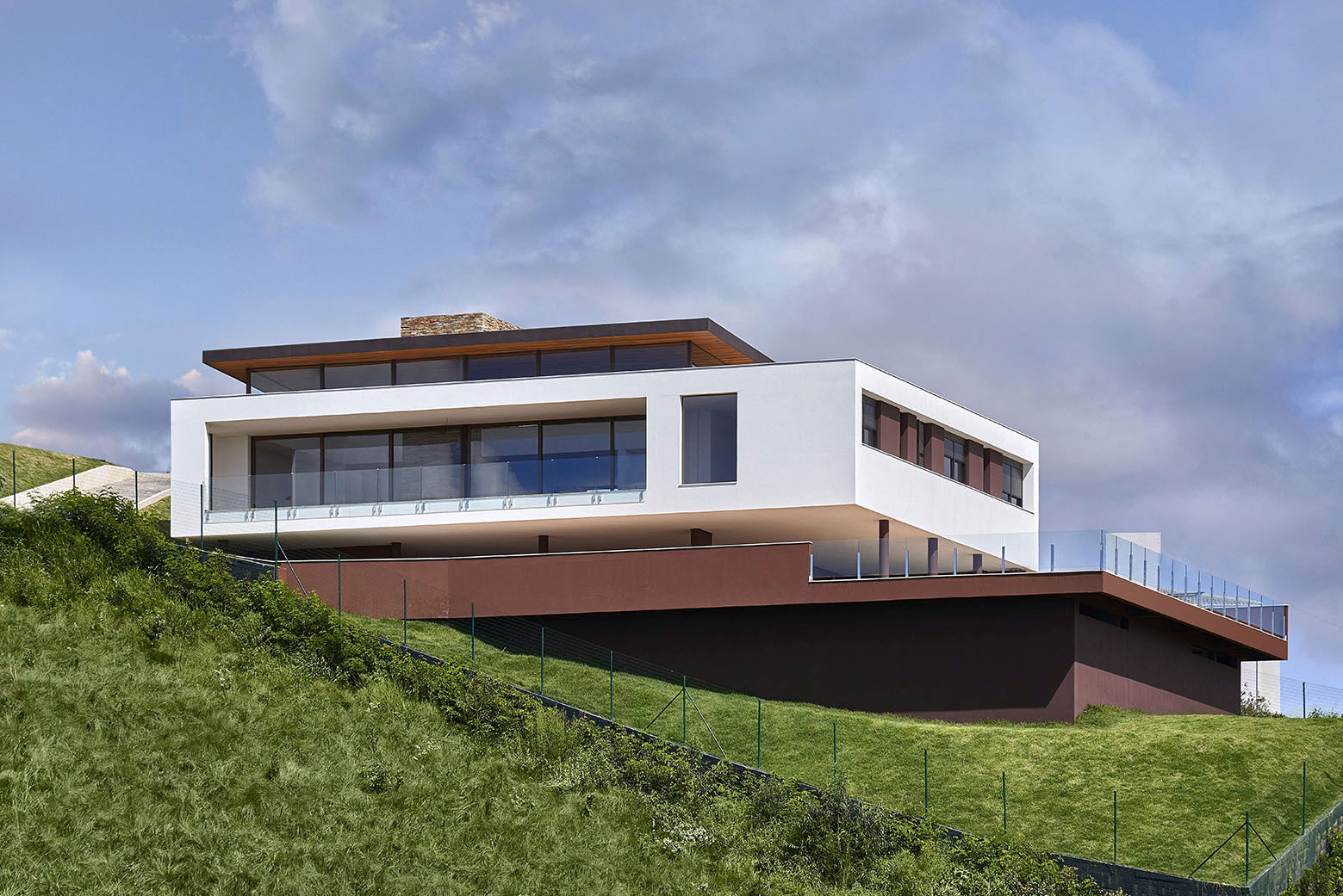 A Cozy Contemporary Home with Natural and Rustic Elements in Nova Lima by David Guerra Architecture And Interior (3)