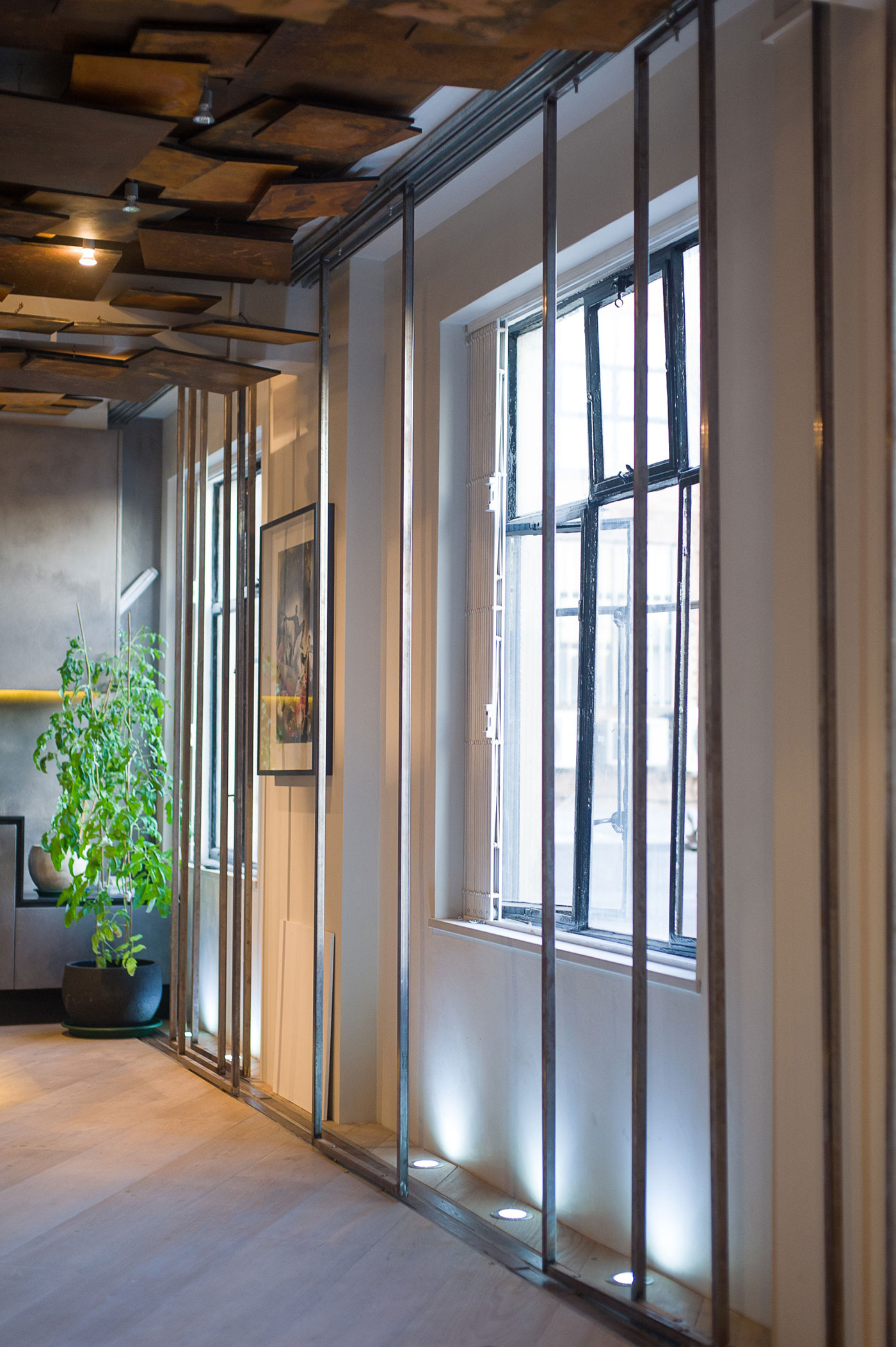 A Cozy Contemporary Home with Vintage Industrial Elements in London by 4M Group (8)