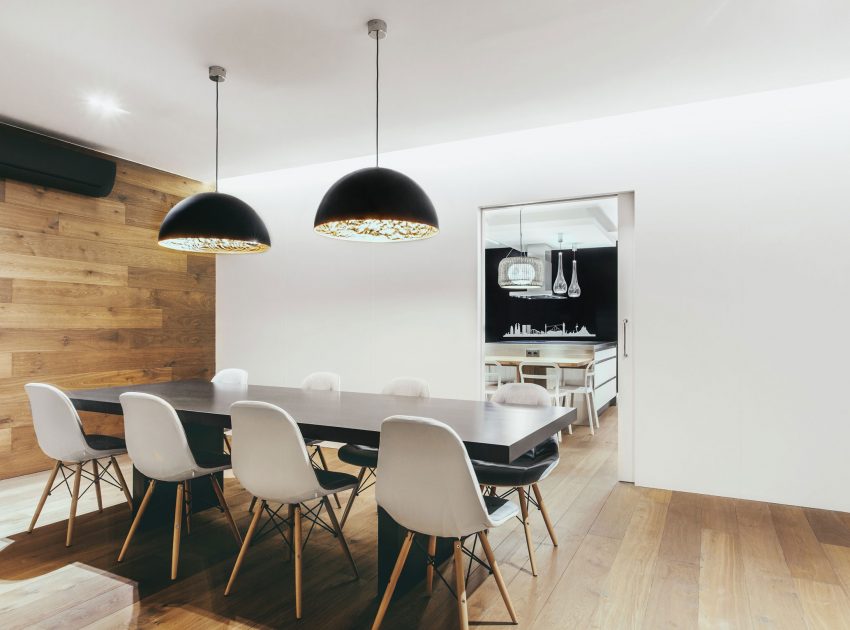 A Cozy Contemporary Home with a Warm and Light Interiors in Barcelona, Spain by Dom Arquitectura (10)
