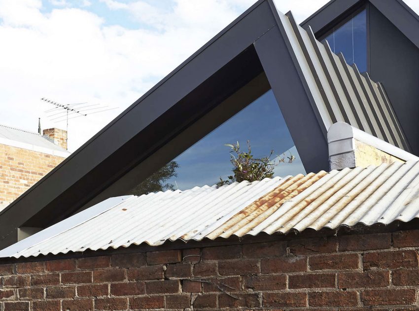 A Cozy Contemporary House for a Young Family with Two Children in Fitzroy North by Nic Owen Architects (12)