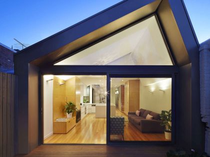 A Cozy Contemporary House for a Young Family with Two Children in Fitzroy North by Nic Owen Architects (14)