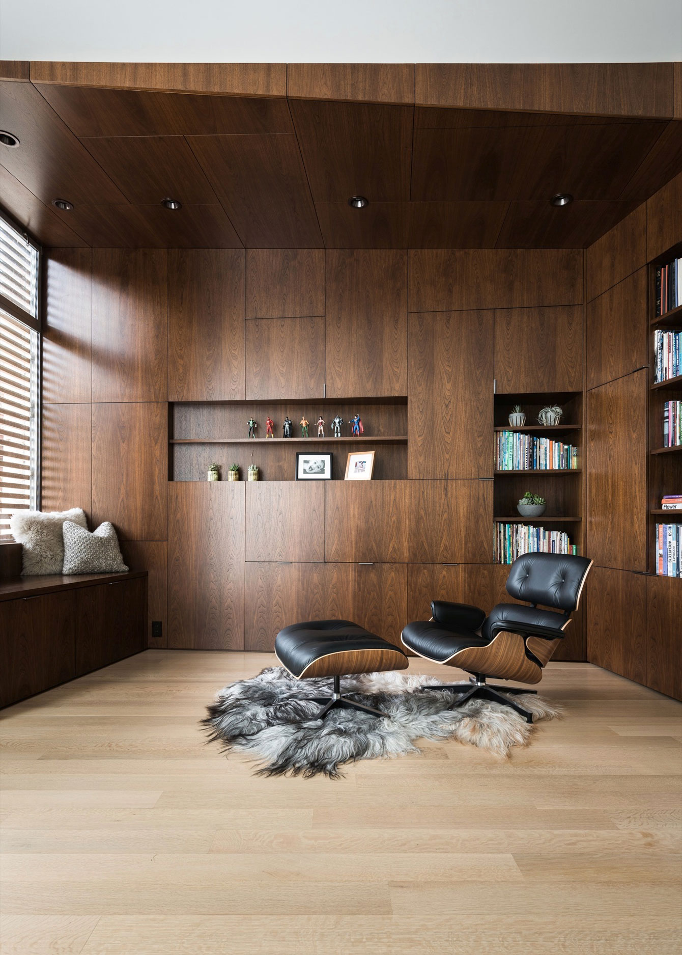 A Cozy and Playful Contemporary Home with Rooftop Garden in San Francisco by Feldman Architecture (9)