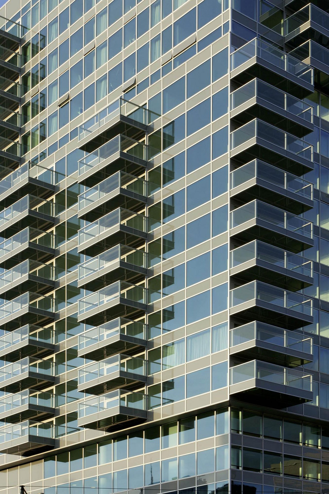 A Energy Efficient Modern Apartment with Stunning Views in Rotterdam, The Netherlands by Wiel Arets Architects (30)