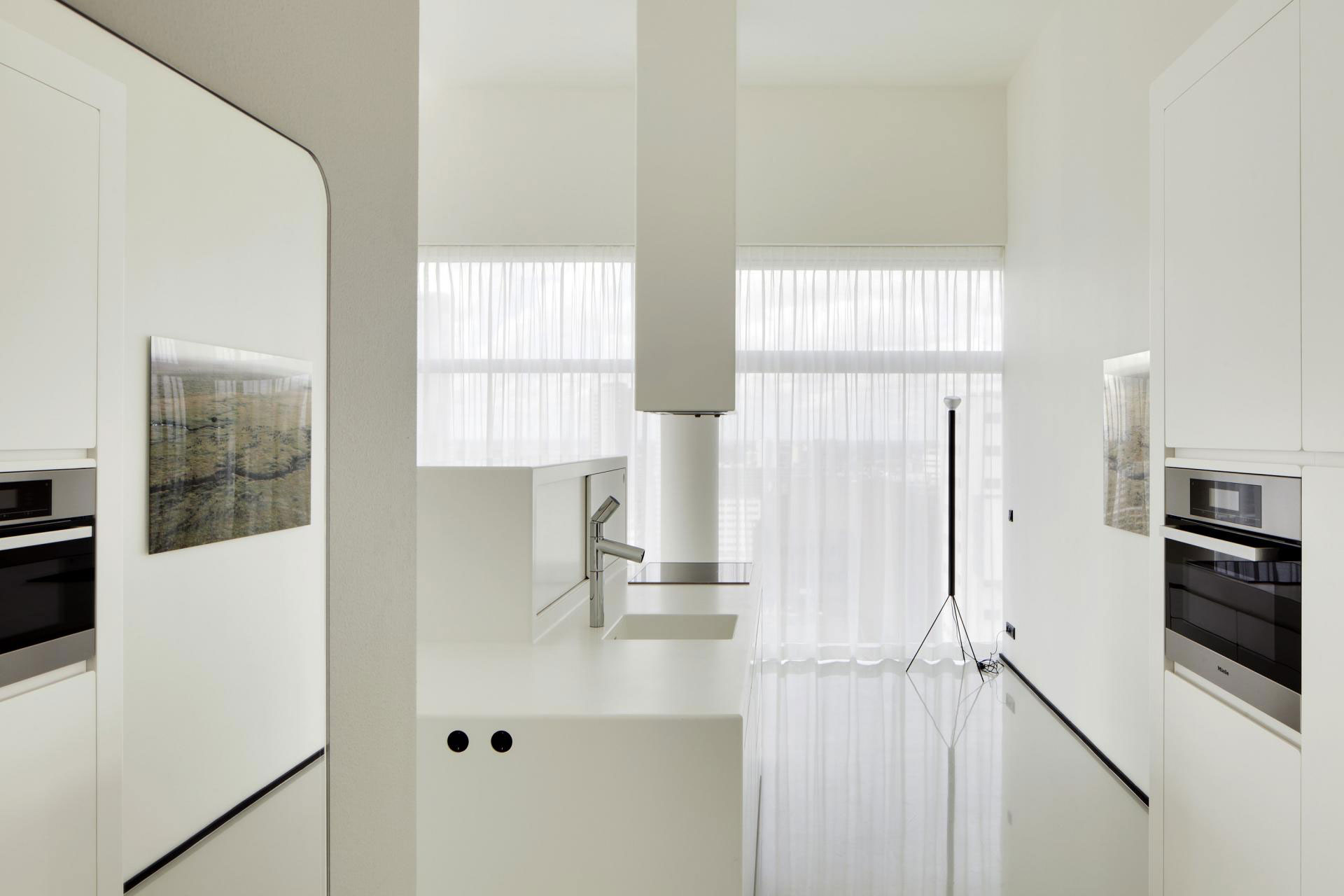 A Energy Efficient Modern Apartment with Stunning Views in Rotterdam, The Netherlands by Wiel Arets Architects (8)