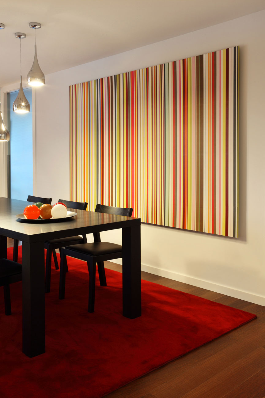 A Fabulous Contemporary Home with Splash of Vibrant Color in Lisbon, Portugal by Tiago Patricio Rodrigues (16)