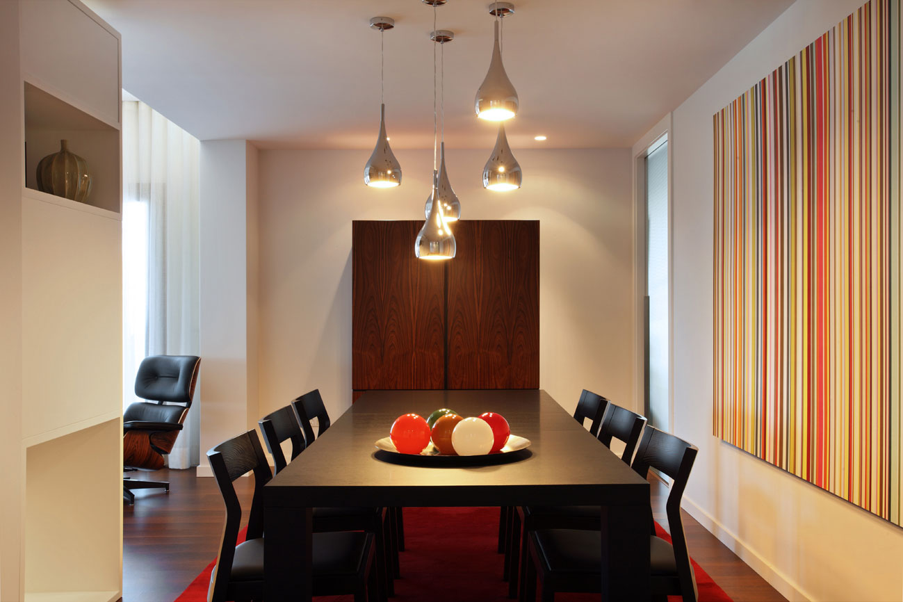 A Fabulous Contemporary Home with Splash of Vibrant Color in Lisbon, Portugal by Tiago Patricio Rodrigues (17)