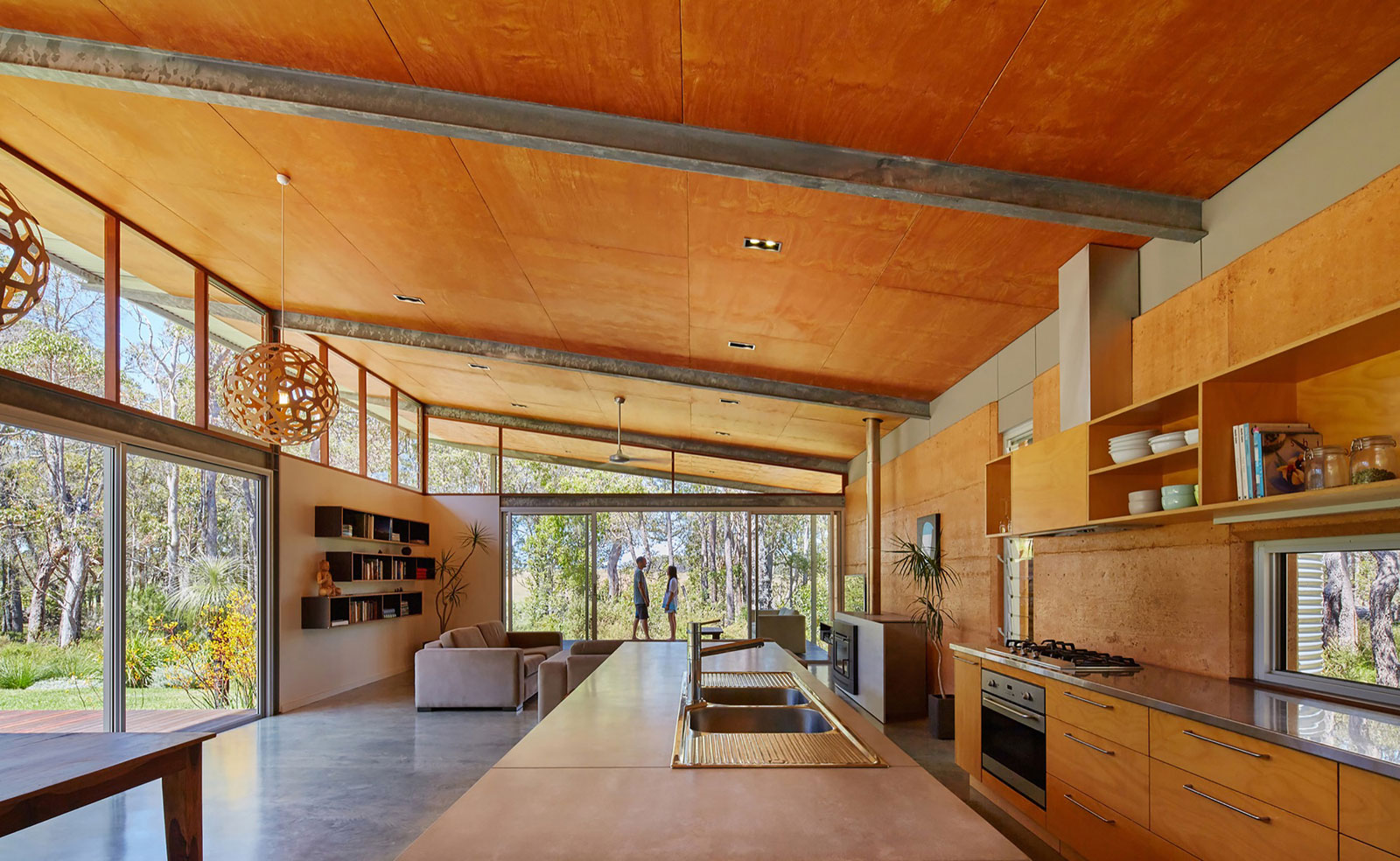 A Light-Filled Contemporary Home with Corrugated Steel Walls in Margaret River by Archterra Architects (13)