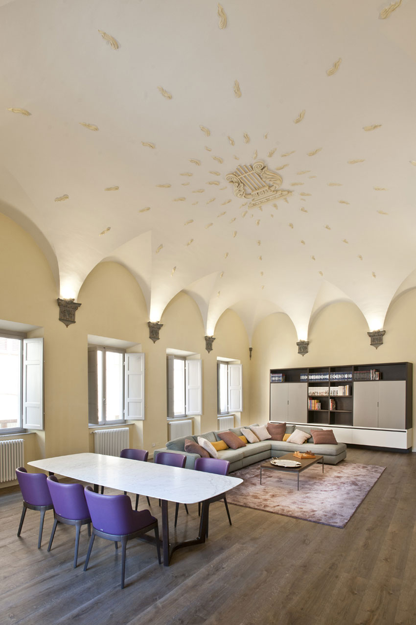 A Luminous Apartment Full of Contemporary Elegance in Siena, Italy by CMT Architetti (11)