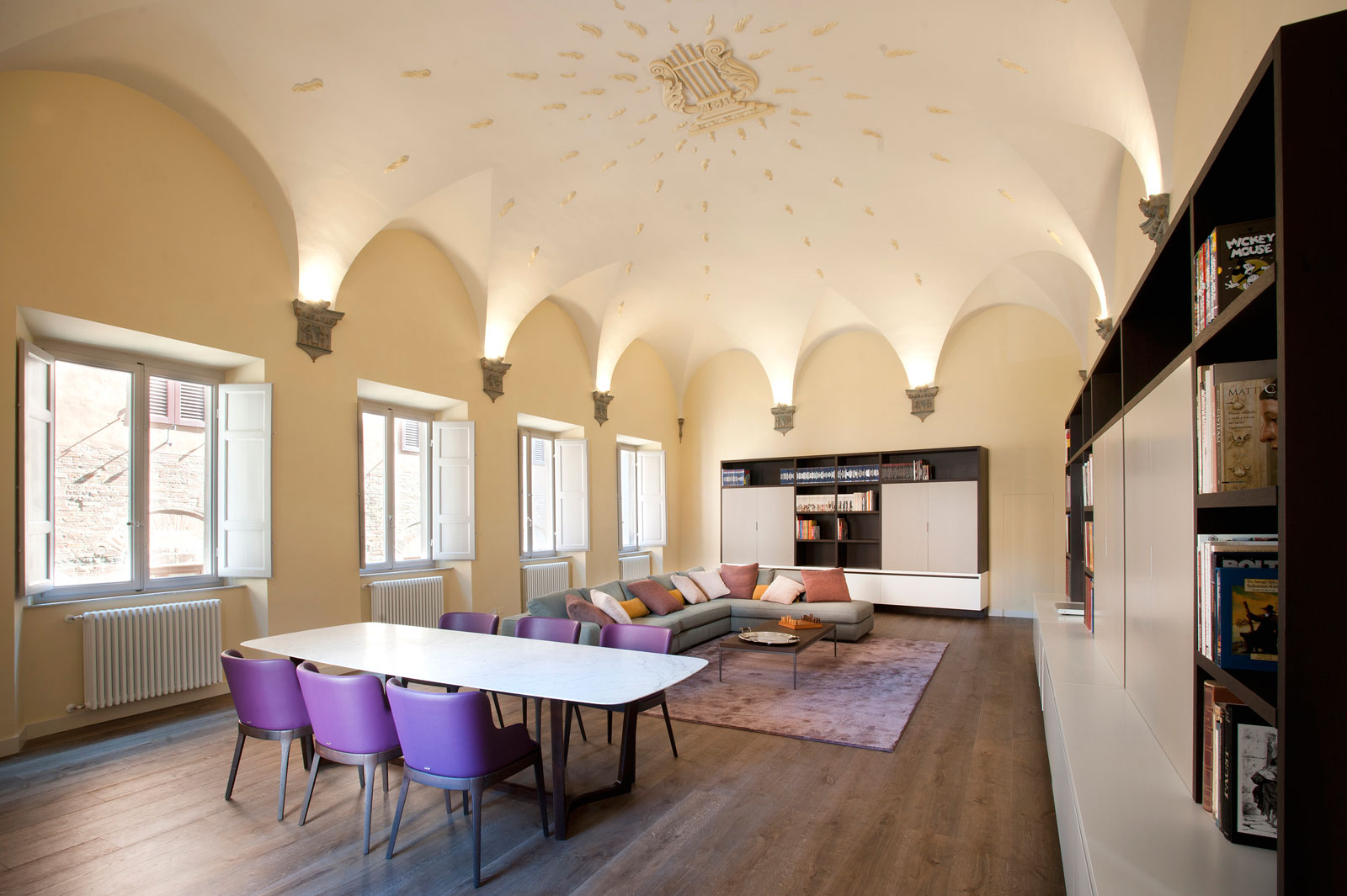 A Luminous Apartment Full of Contemporary Elegance in Siena, Italy by CMT Architetti (12)