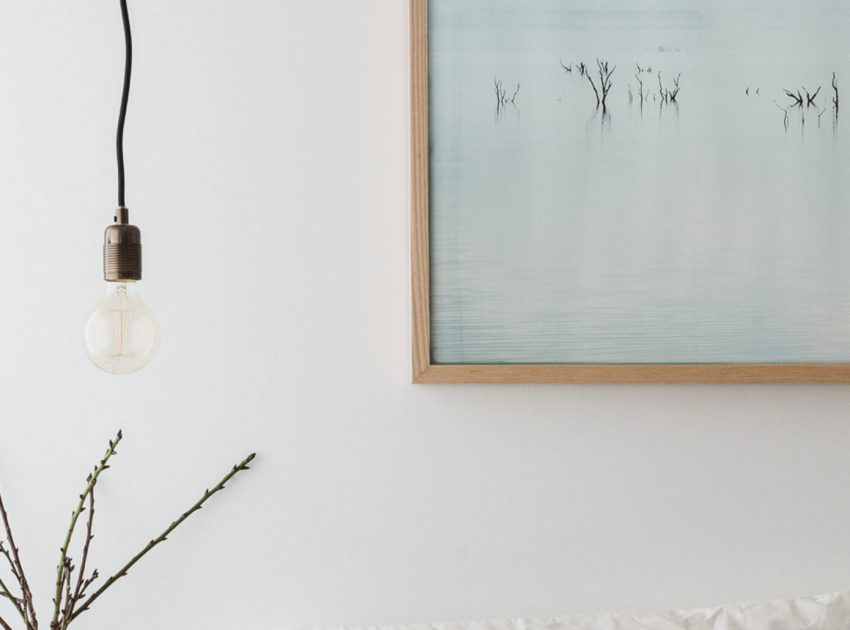 A Luminous Apartment Mixes Character Charm with Contemporary Style in Lisbon by Arkstudio (13)