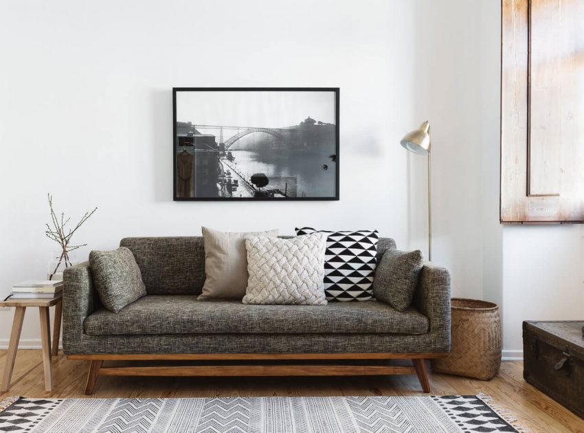 A Luminous Apartment Mixes Character Charm with Contemporary Style in Lisbon by Arkstudio (2)