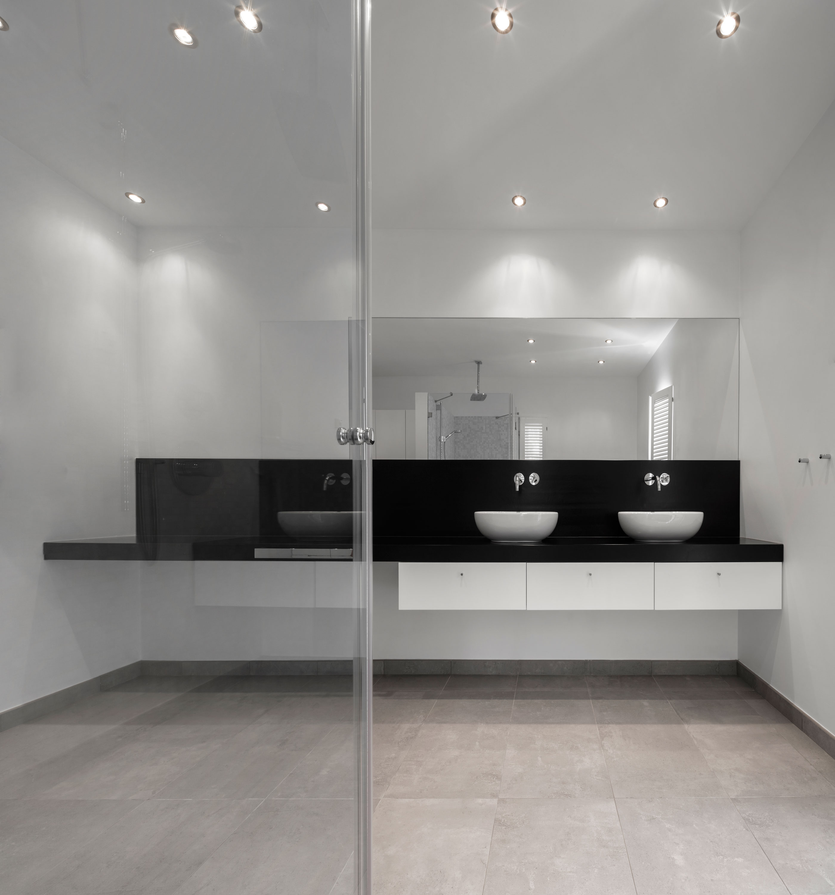 A Luminous Contemporary Home with Bright and Simple Interiors in Algarve by Marlene Uldschmidt Architects (14)