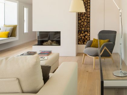 A Luminous and Airy Contemporary Home with Terrace in Barcelona