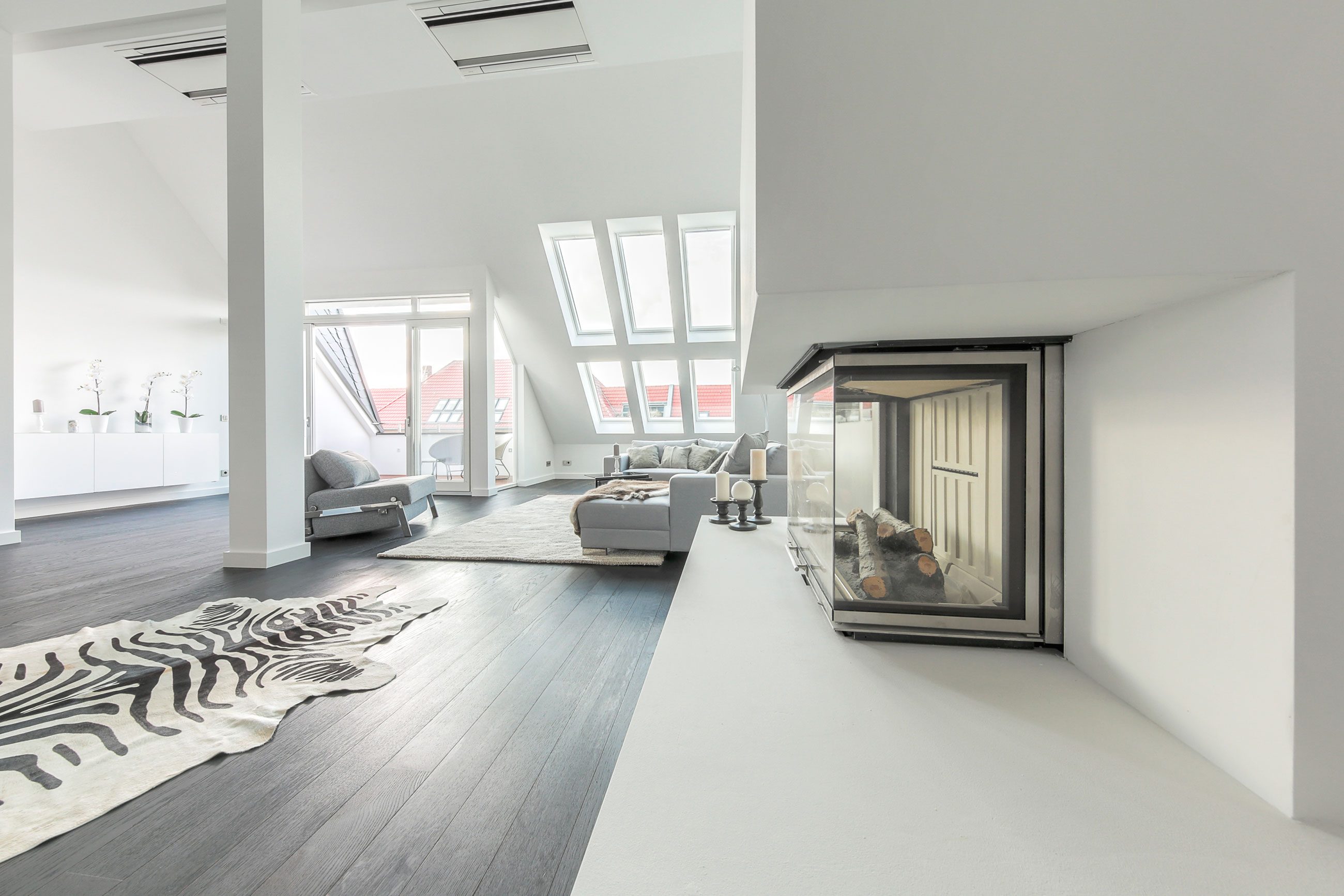 A Luminous and Spacious Contemporary Apartment in Berlin by Donatella Mustavic (4)