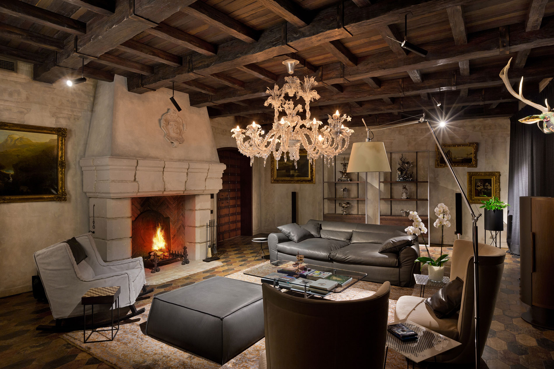 A Luxurious Contemporary Home with Mediterranean Touches and Rustic Vibe in Kiev, Ukraine by Baraban+ design studio (1)