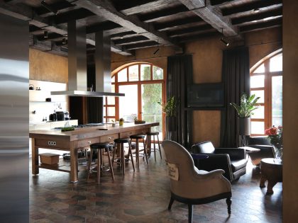 A Luxurious Contemporary Home with Mediterranean Touches and Rustic Vibe in Kiev, Ukraine by Baraban+ design studio (5)