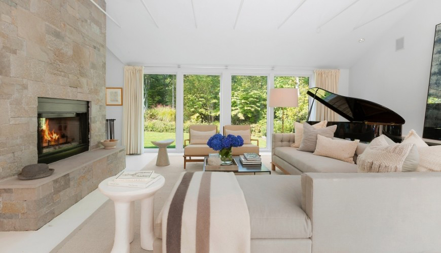 A Luxury Single-Family Home with Rich and Exquisite Interiors in East Hampton by Bruce D. Nagel (5)