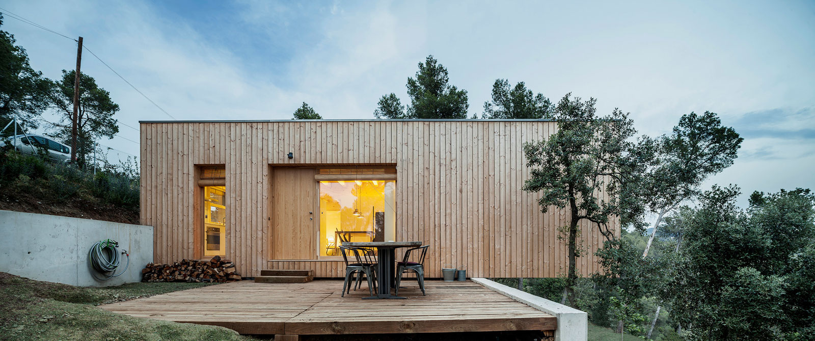 A Magnificent Modern Bioclimatic House in the Middle of a Forest in Serra de Collserola by Alventosa Morell Arquitectes (12)