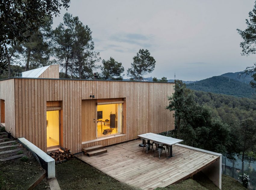 A Magnificent Modern Bioclimatic House in the Middle of a Forest in Serra de Collserola by Alventosa Morell Arquitectes (15)