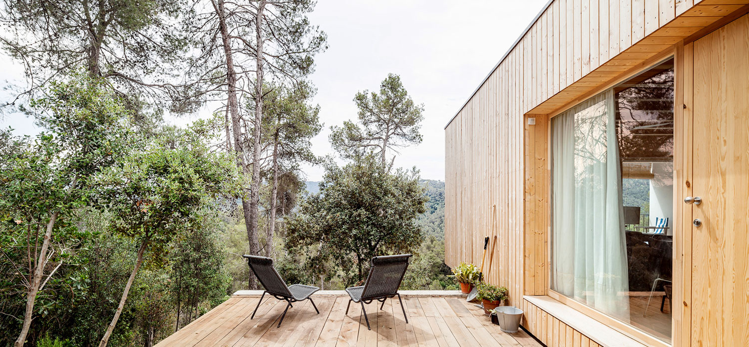A Magnificent Modern Bioclimatic House in the Middle of a Forest in Serra de Collserola by Alventosa Morell Arquitectes (4)