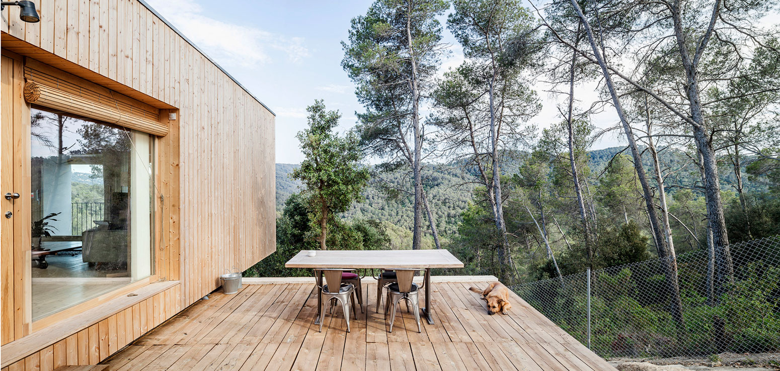 A Magnificent Modern Bioclimatic House in the Middle of a Forest in Serra de Collserola by Alventosa Morell Arquitectes (5)