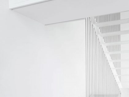 A Magnificent Modern Home with Pool and Cantilevered Bedroom in Shavei Tzion by Pitsou Kedem Architects (12)