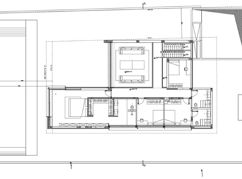 A Magnificent Modern Home with Pool and Cantilevered Bedroom in Shavei Tzion by Pitsou Kedem Architects (27)