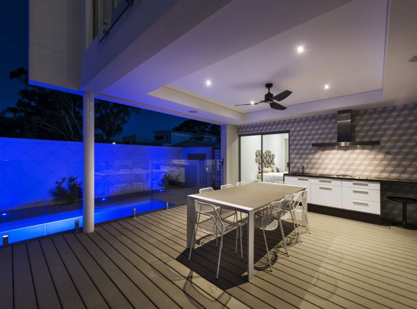 A Mid-Century Modern House Characterized by Clean Simplicity Interiors in Perth, Australia by Residential Attitudes (29)
