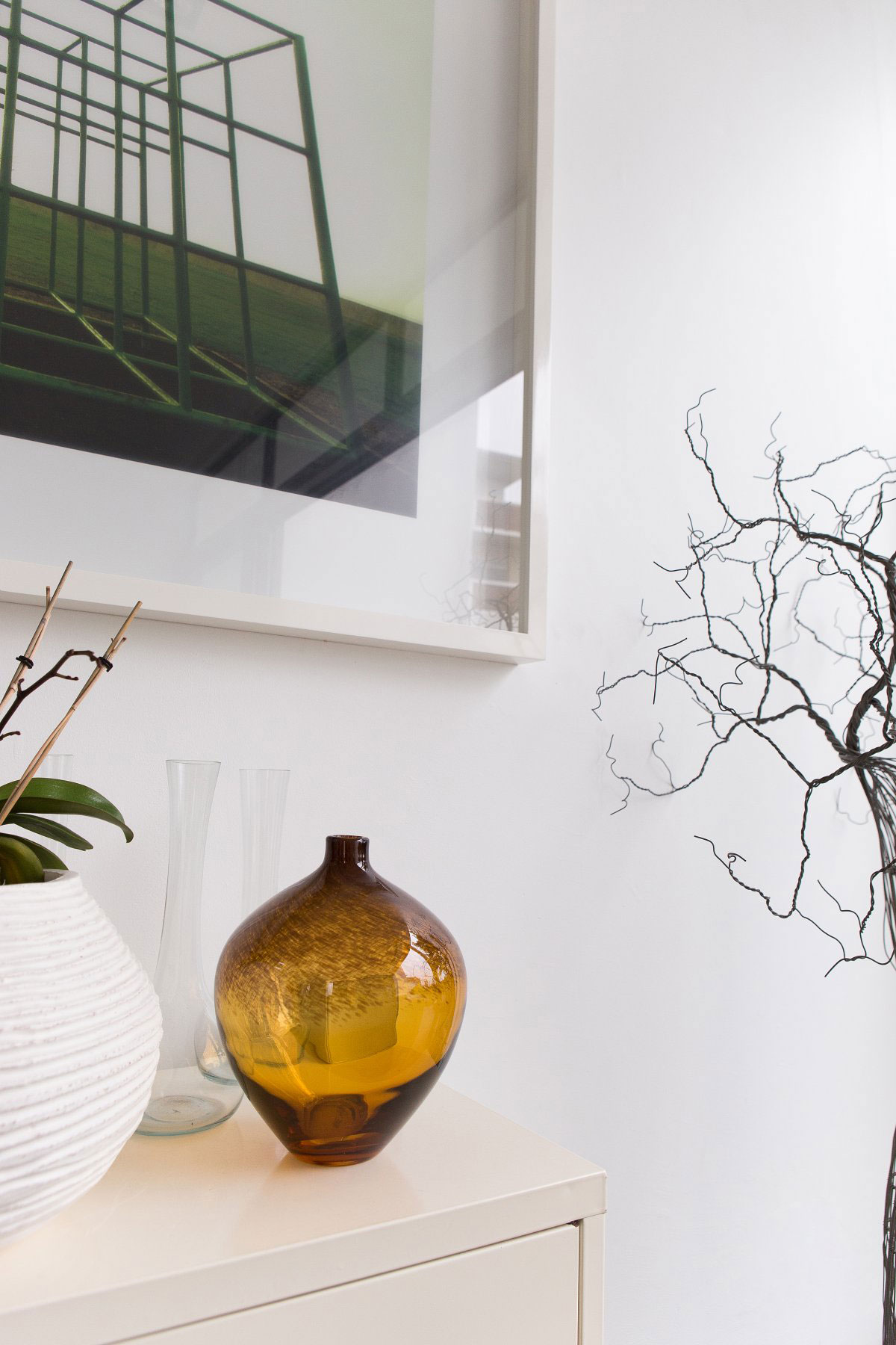 A Minimalist House with Interior Design Using a Neutral Palette in Cape Town by Grobler Architects (4)