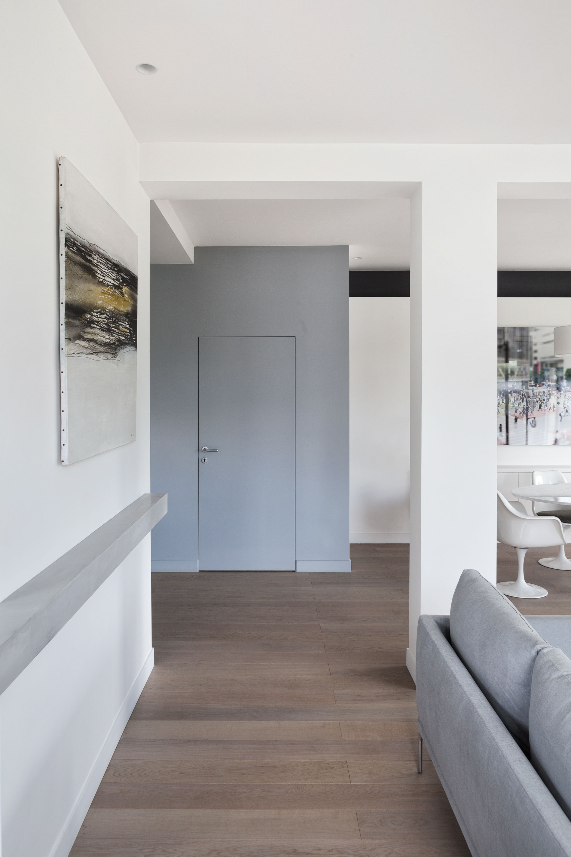 A Modern, Elegant and Functional Home in Neuilly-sur-Seine, Paris by Agence Frédéric Flanquart (4)