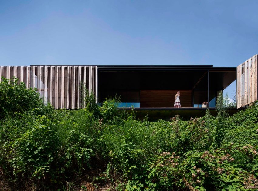 A Modern House Built From Reclaimed Concrete Blocks and Rough-Sawn Wood in Yackandandah, Australia by ARCHIER (10)