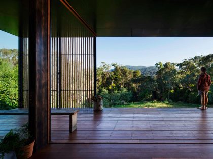 A Modern House Built From Reclaimed Concrete Blocks and Rough-Sawn Wood in Yackandandah, Australia by ARCHIER (12)