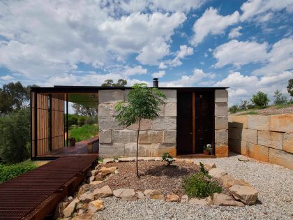 A Modern House Built From Reclaimed Concrete Blocks and Rough-Sawn Wood in Yackandandah, Australia by ARCHIER (13)