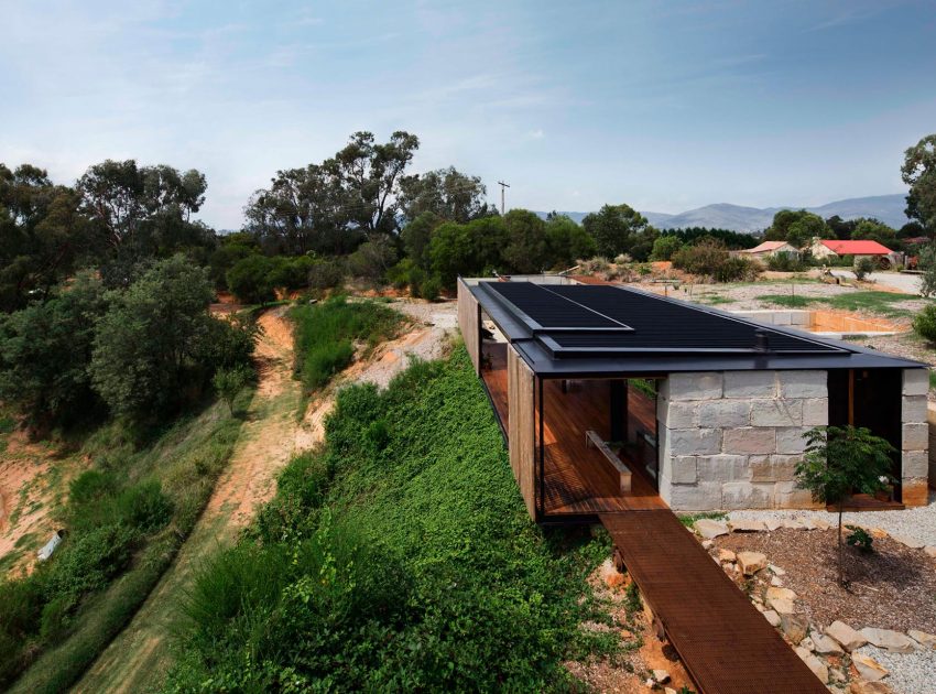 A Modern House Built From Reclaimed Concrete Blocks and Rough-Sawn Wood in Yackandandah, Australia by ARCHIER (2)