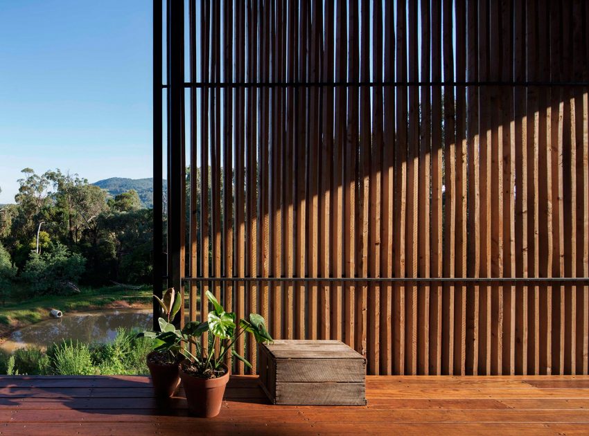 A Modern House Built From Reclaimed Concrete Blocks and Rough-Sawn Wood in Yackandandah, Australia by ARCHIER (5)