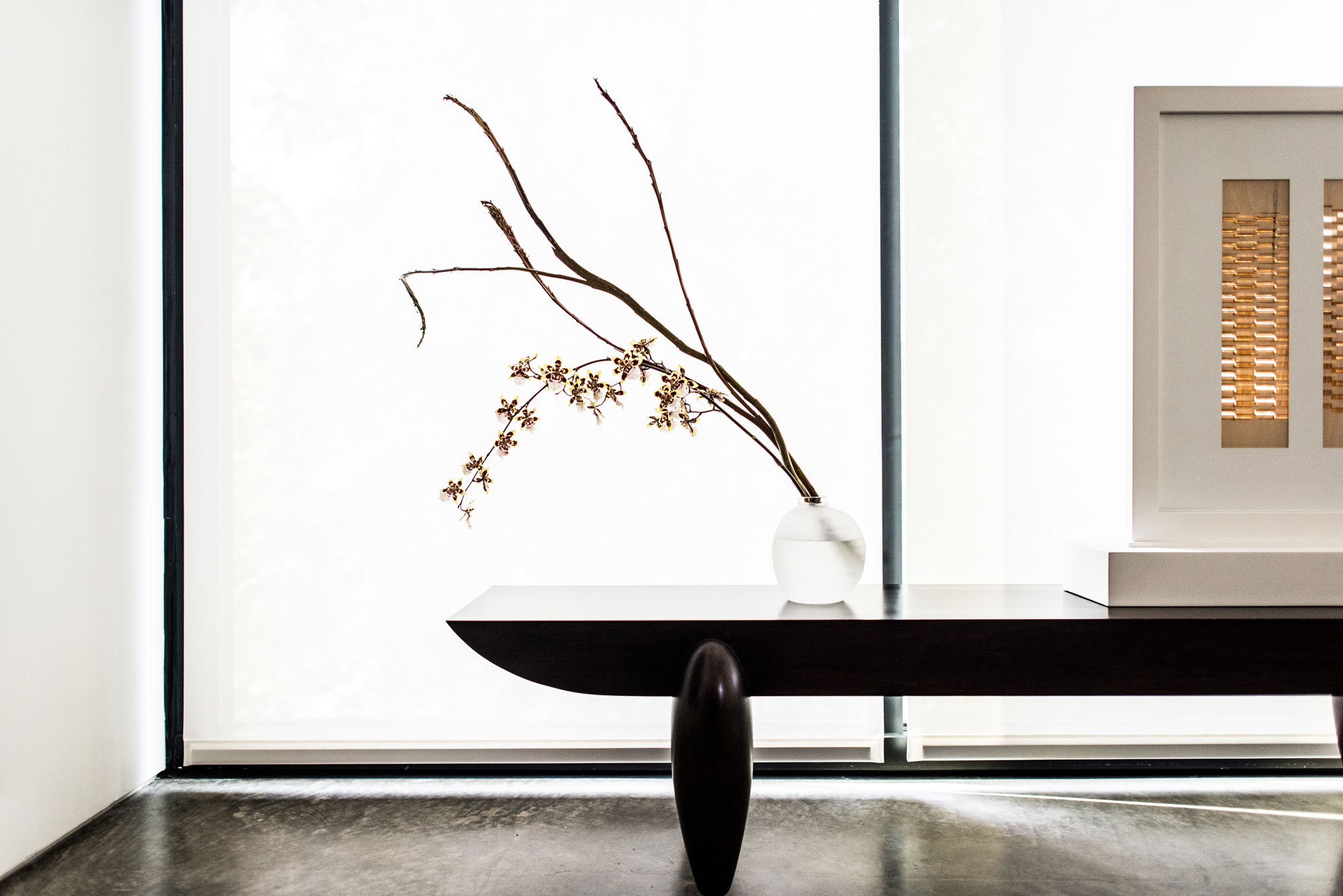 A Moody Contemporary Home with Exquisite Atmosphere in Texas by Joshua Rice Design & Tod Williams Billie Tsien Architects (12)