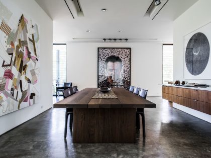 A Moody Contemporary Home with Exquisite Atmosphere in Texas by Joshua Rice Design & Tod Williams Billie Tsien Architects (5)