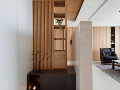 A Neat and Luminous Apartment with Rich Warm Textures in Kaohsiung City by PMD (11)