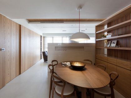 A Neat and Luminous Apartment with Rich Warm Textures in Kaohsiung City by PMD (18)