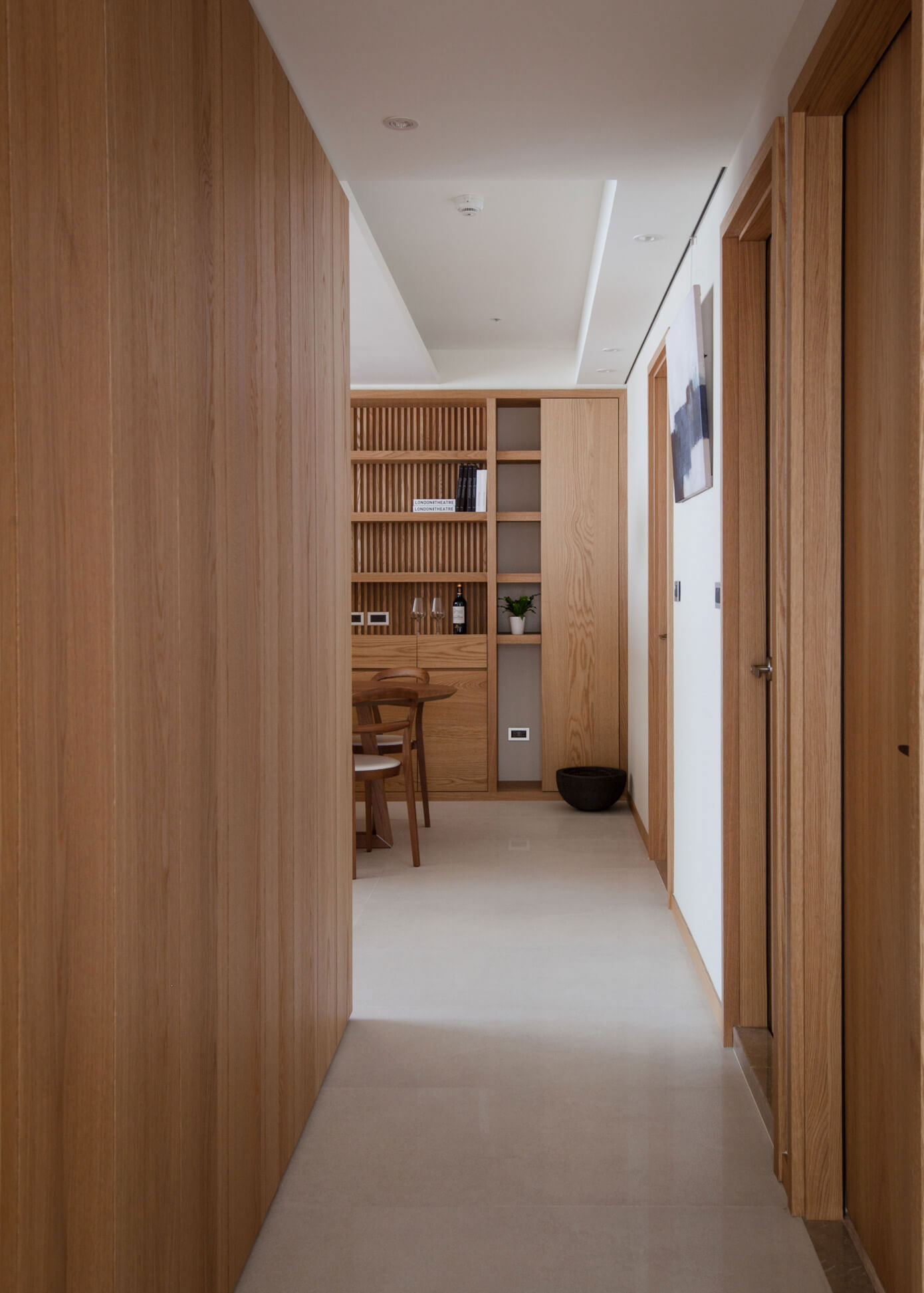 A Neat and Luminous Apartment with Rich Warm Textures in Kaohsiung City by PMD (20)