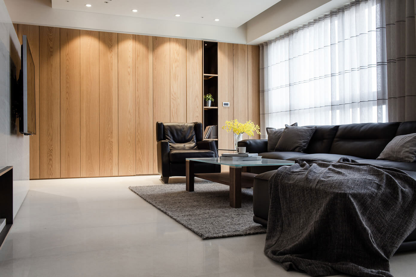 A Neat and Luminous Apartment with Rich Warm Textures in Kaohsiung City by PMD (4)