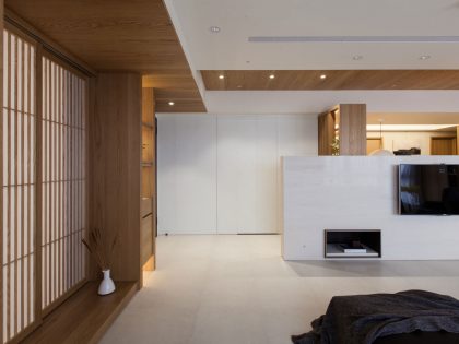 A Neat and Luminous Apartment with Rich Warm Textures in Kaohsiung City by PMD (7)