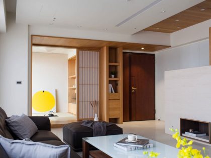 A Neat and Luminous Apartment with Rich Warm Textures in Kaohsiung City by PMD (8)