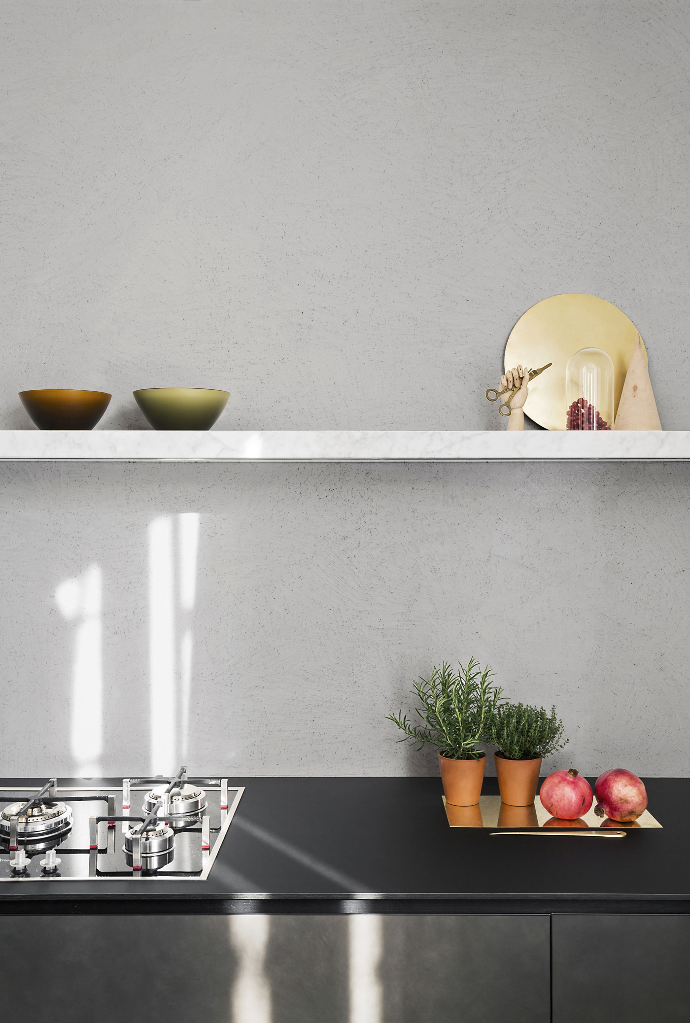 A Playful and Bright Modern Apartment with Wood Accents in Milan, Italy by AIM (11)