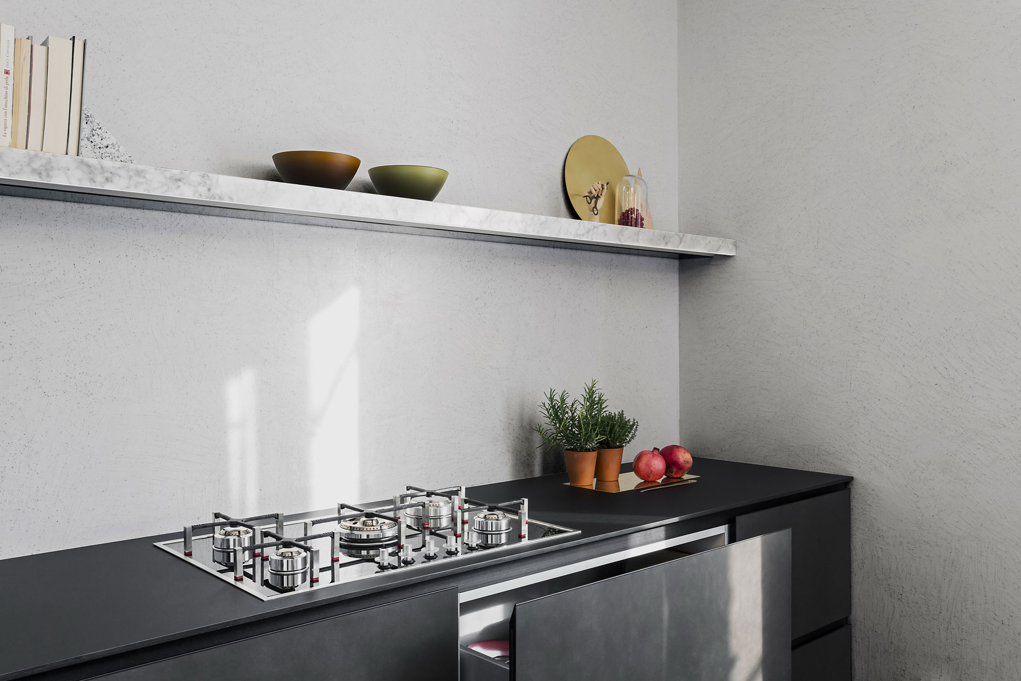 A Playful and Bright Modern Apartment with Wood Accents in Milan, Italy by AIM (12)