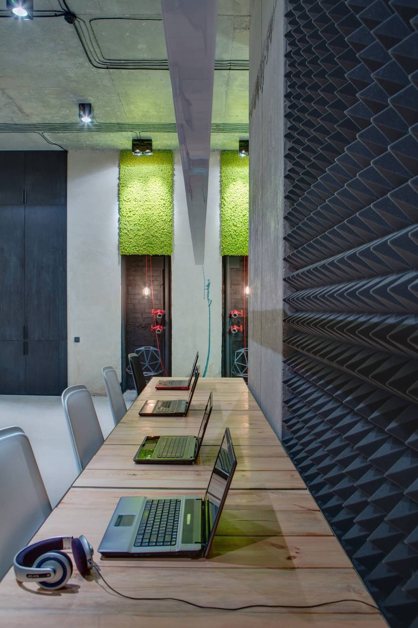 A Quirky and Stylish Modern Office with Industrial Interiors in Kiev, Ukraine by Sergey Makhno (19)