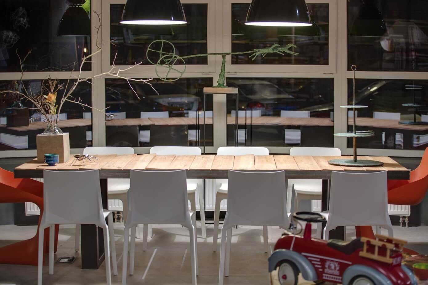 A Quirky and Stylish Modern Office with Industrial Interiors in Kiev, Ukraine by Sergey Makhno (30)