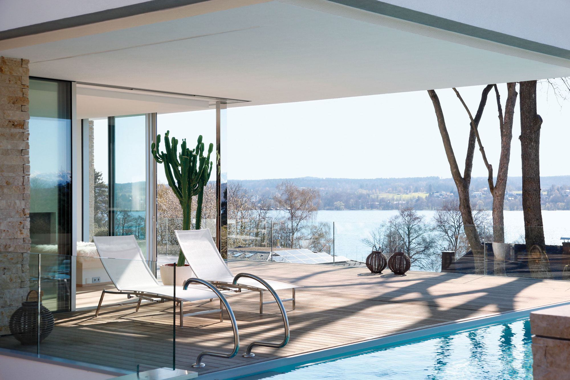 A Simple But Sophisticated Contemporary Home with Infinity Pool in Munich, Germany by Stephan Maria Lang (3)