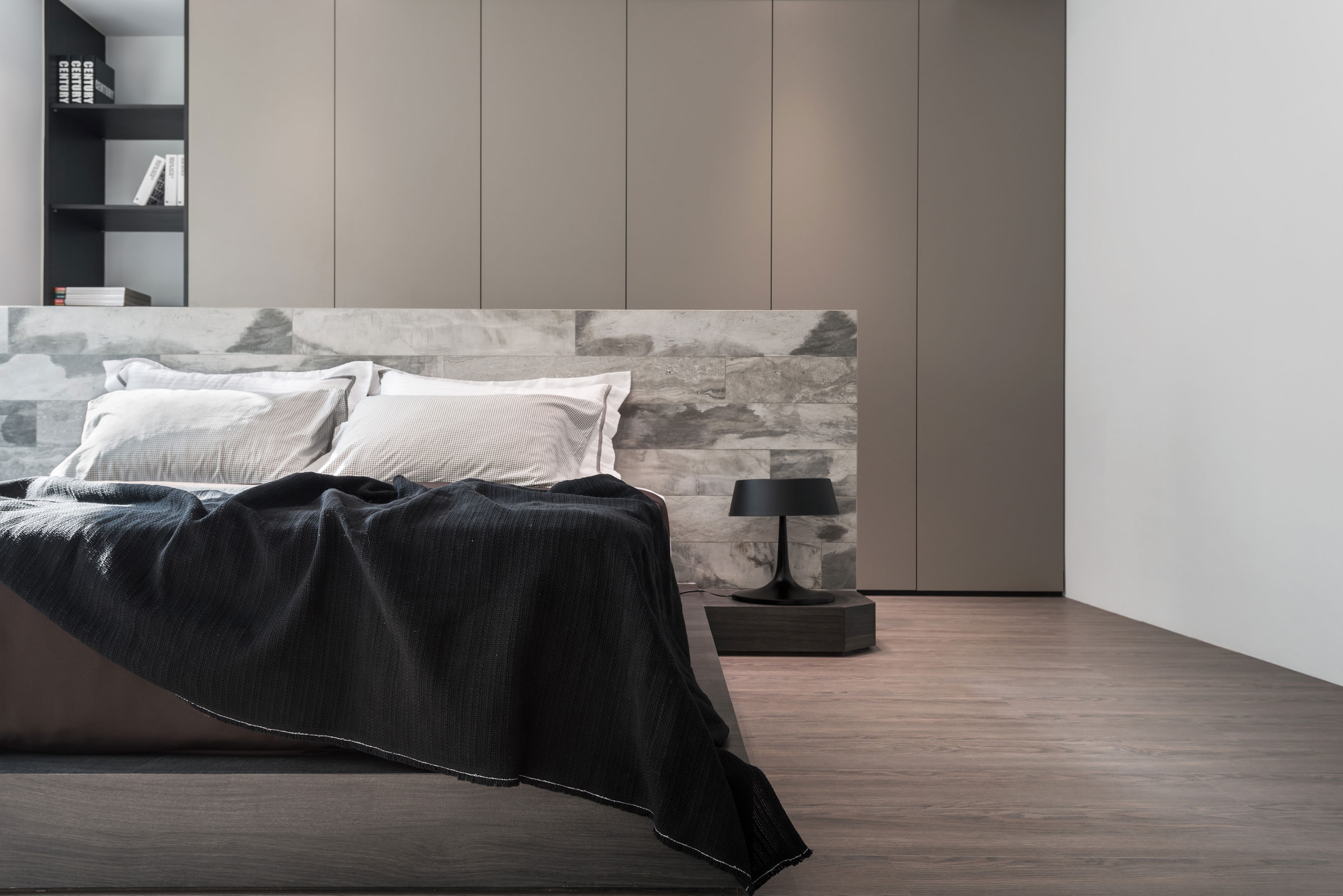 A Simple Contemporary House with Minimalist Interior in Taichung, Taiwan by Z-AXIS DESIGN (16)