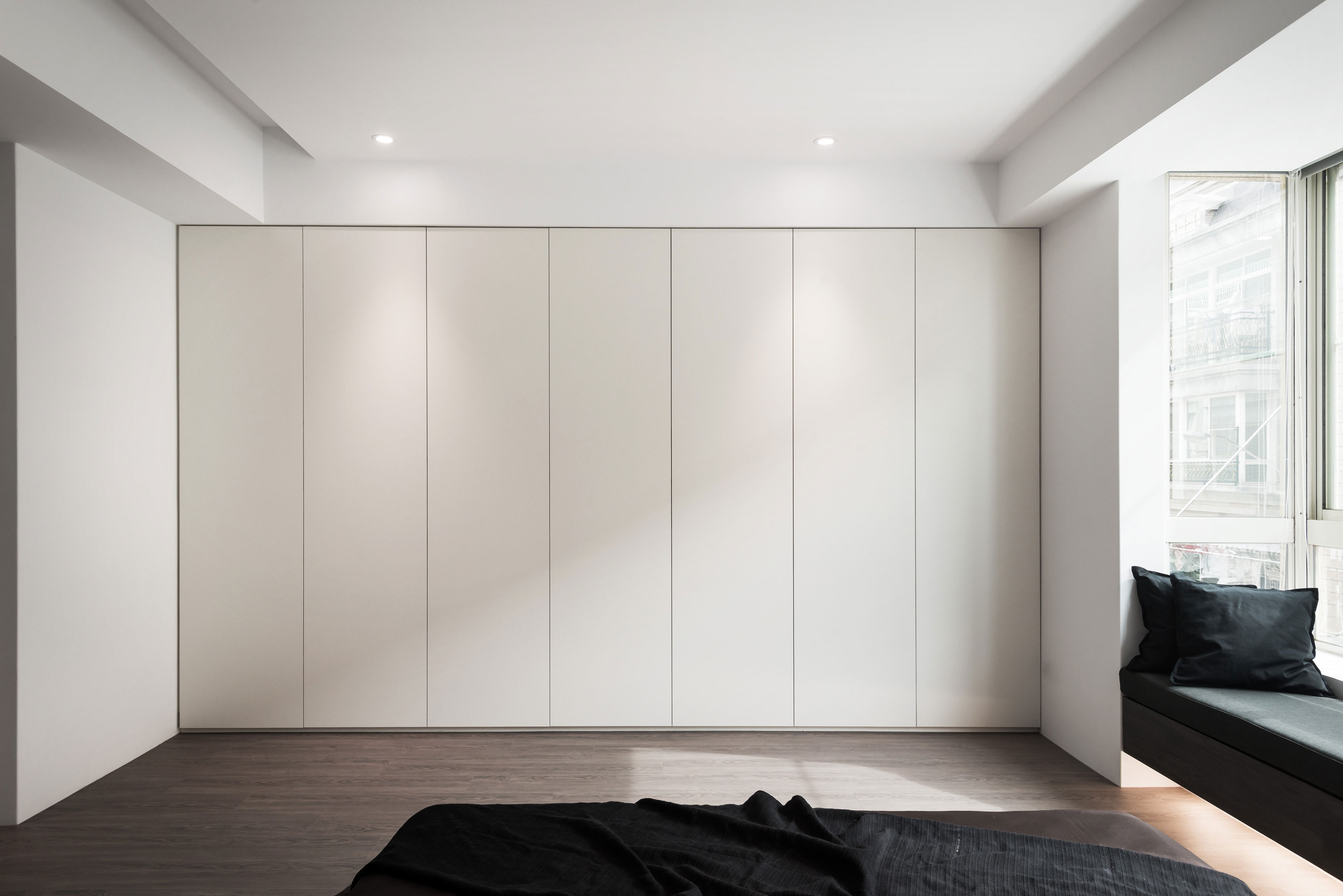 A Simple Contemporary House with Minimalist Interior in Taichung, Taiwan by Z-AXIS DESIGN (21)